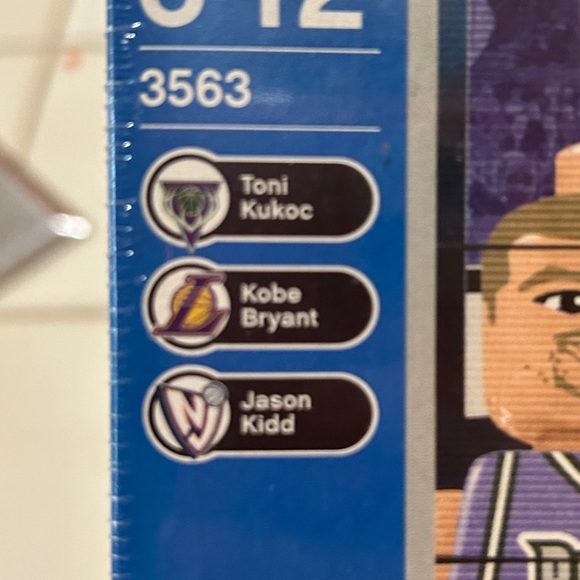 Lego NBA 3563 - Kobe Bryant, Jason Kidd, Toni Kukoc - sealed - Picture 2 of 3